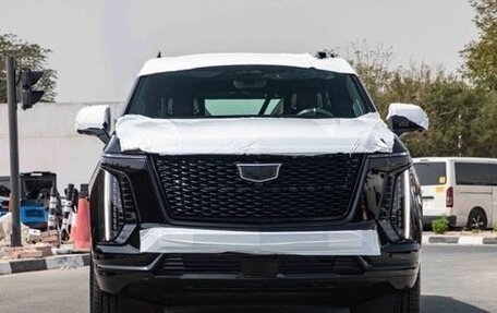 Cadillac Escalade V, 2025 год, 24 687 000 рублей, 2 фотография