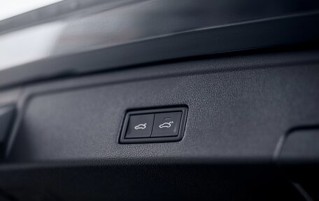 Volkswagen Touareg III, 2025 год, 8 100 000 рублей, 23 фотография