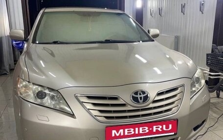 Toyota Camry, 2006 год, 800 000 рублей, 9 фотография