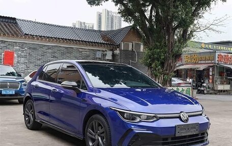 Volkswagen Golf VIII, 2023 год, 2 095 000 рублей, 3 фотография