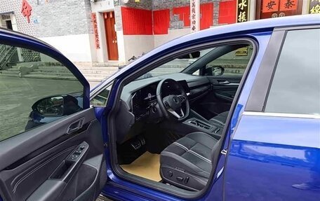 Volkswagen Golf VIII, 2023 год, 2 095 000 рублей, 17 фотография