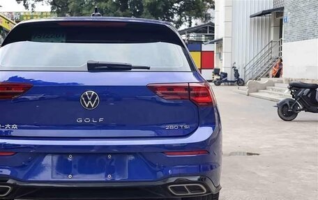 Volkswagen Golf VIII, 2023 год, 2 095 000 рублей, 15 фотография