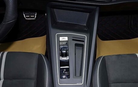 Volkswagen Golf VIII, 2023 год, 2 095 000 рублей, 22 фотография