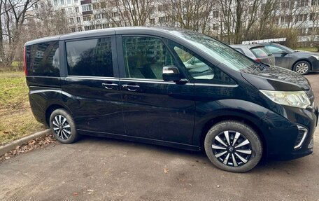 Honda Stepwgn IV, 2015 год, 1 790 000 рублей, 3 фотография