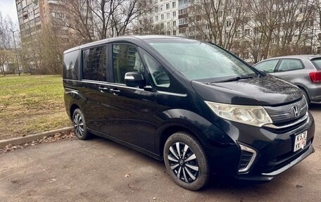 Honda Stepwgn IV, 2015 год, 1 790 000 рублей, 2 фотография