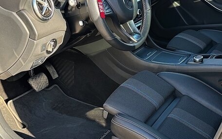 Mercedes-Benz CLA, 2018 год, 2 690 000 рублей, 16 фотография