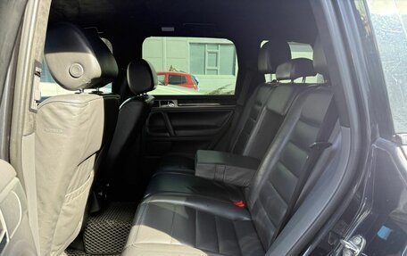 Volkswagen Touareg III, 2006 год, 1 000 000 рублей, 10 фотография