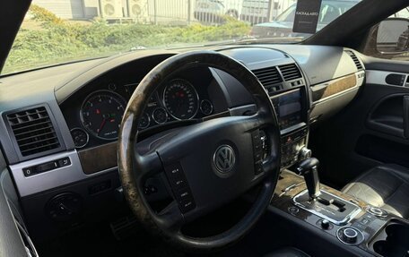 Volkswagen Touareg III, 2006 год, 1 000 000 рублей, 12 фотография