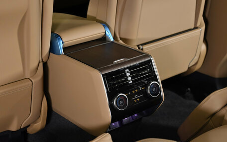 Land Rover Range Rover IV рестайлинг, 2026 год, 25 300 000 рублей, 15 фотография