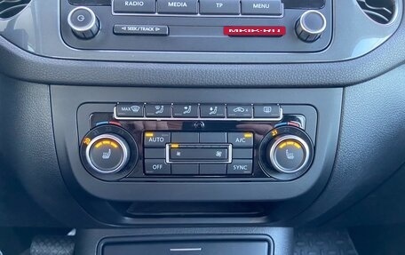 Volkswagen Tiguan I, 2015 год, 1 229 000 рублей, 20 фотография