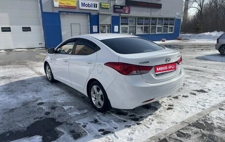 Hyundai Elantra V, 2013 год, 950 000 рублей, 1 фотография