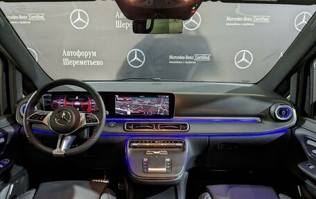 Mercedes-Benz V-Класс, 2024 год, 15 900 000 рублей, 10 фотография