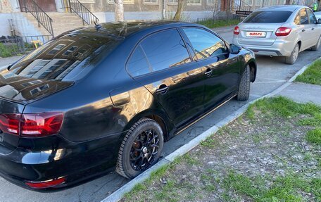 Volkswagen Jetta VI, 2013 год, 985 000 рублей, 4 фотография