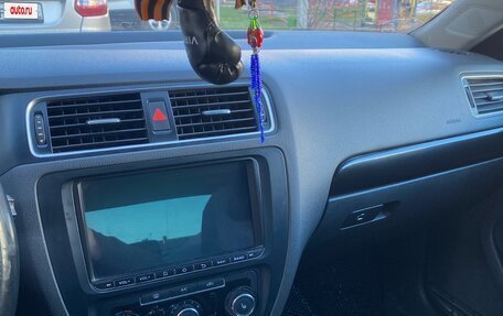 Volkswagen Jetta VI, 2013 год, 985 000 рублей, 9 фотография