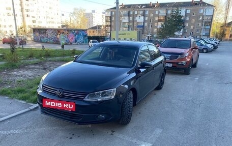 Volkswagen Jetta VI, 2013 год, 985 000 рублей, 6 фотография