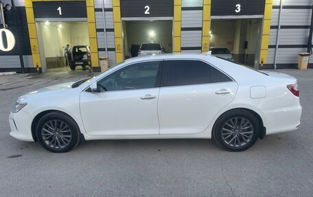 Toyota Camry, 2015 год, 2 250 000 рублей, 13 фотография