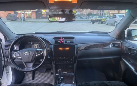 Toyota Camry, 2015 год, 2 250 000 рублей, 15 фотография