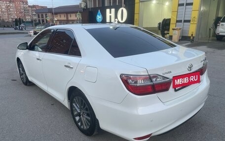 Toyota Camry, 2015 год, 2 250 000 рублей, 10 фотография