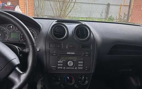 Ford Fiesta, 2007 год, 350 000 рублей, 8 фотография