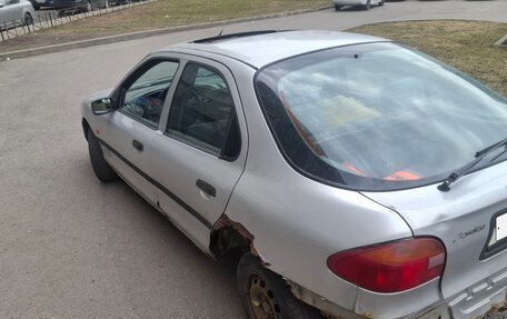 Ford Mondeo I, 1994 год, 40 000 рублей, 4 фотография