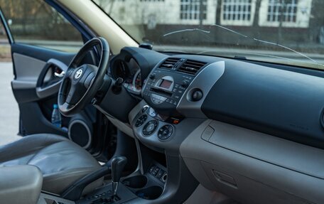 Toyota RAV4, 2006 год, 900 000 рублей, 14 фотография