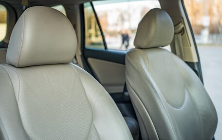 Toyota RAV4, 2006 год, 900 000 рублей, 15 фотография