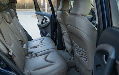 Toyota RAV4, 2006 год, 900 000 рублей, 13 фотография