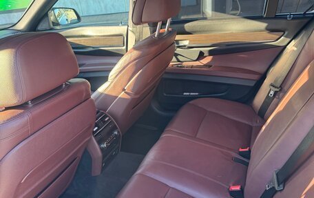 BMW 7 серия, 2014 год, 1 850 000 рублей, 8 фотография