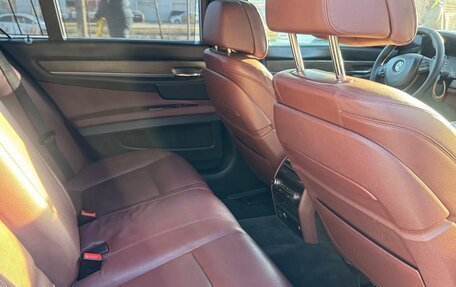 BMW 7 серия, 2014 год, 1 850 000 рублей, 9 фотография