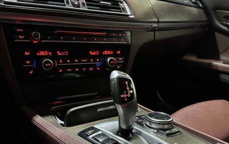 BMW 7 серия, 2014 год, 1 850 000 рублей, 15 фотография