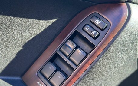 Toyota Land Cruiser Prado 150 рестайлинг 2, 2015 год, 3 590 000 рублей, 7 фотография