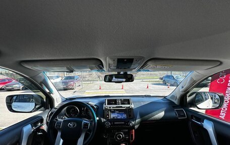 Toyota Land Cruiser Prado 150 рестайлинг 2, 2015 год, 3 590 000 рублей, 16 фотография