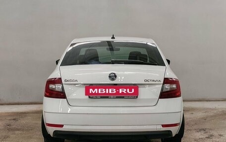 Skoda Octavia, 2018 год, 1 513 000 рублей, 6 фотография