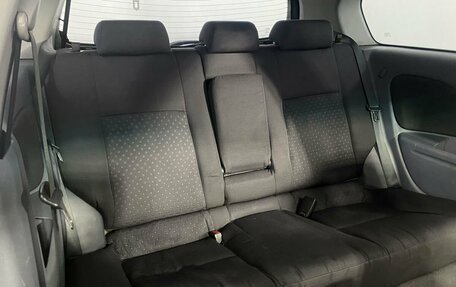 Nissan Almera, 2004 год, 430 000 рублей, 13 фотография