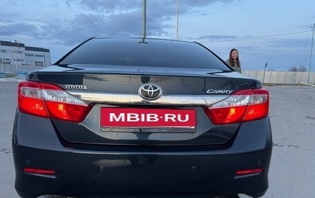 Toyota Camry, 2012 год, 1 550 000 рублей, 6 фотография
