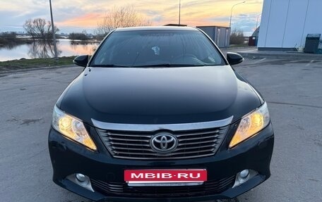 Toyota Camry, 2012 год, 1 550 000 рублей, 2 фотография