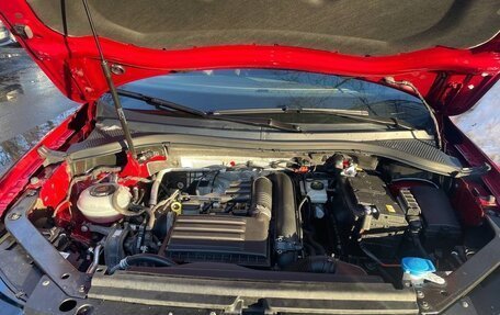 Volkswagen Tiguan II, 2021 год, 2 850 000 рублей, 14 фотография