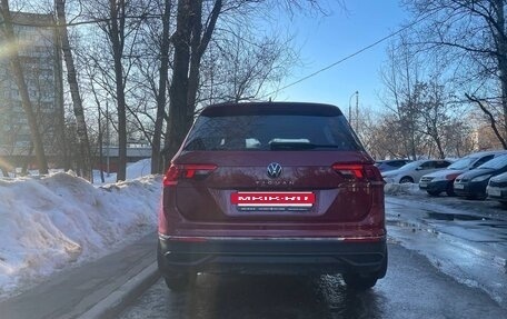 Volkswagen Tiguan II, 2021 год, 2 850 000 рублей, 12 фотография