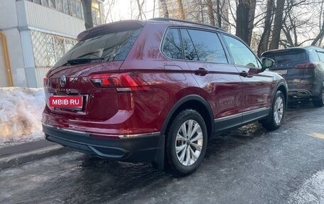 Volkswagen Tiguan II, 2021 год, 2 850 000 рублей, 11 фотография