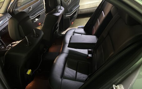 Mercedes-Benz E-Класс, 2013 год, 1 840 000 рублей, 4 фотография