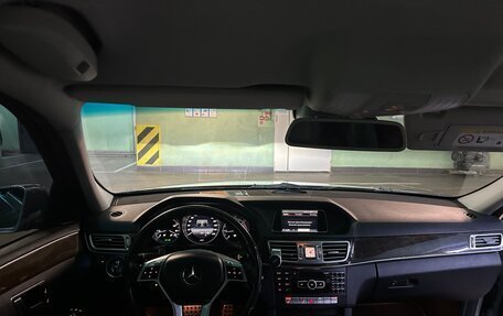 Mercedes-Benz E-Класс, 2013 год, 1 840 000 рублей, 2 фотография