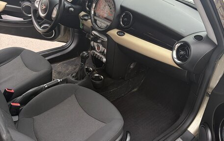 MINI Hatch, 2010 год, 820 000 рублей, 13 фотография