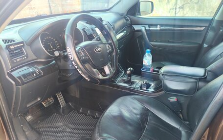 KIA Sorento II рестайлинг, 2013 год, 1 850 000 рублей, 21 фотография