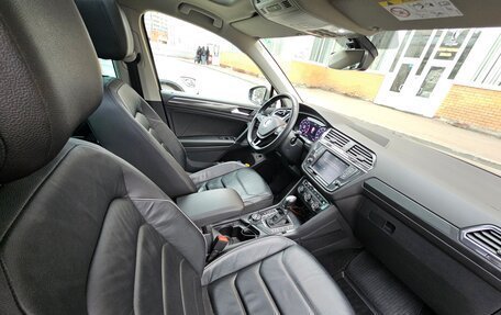 Volkswagen Tiguan II, 2017 год, 2 950 000 рублей, 9 фотография