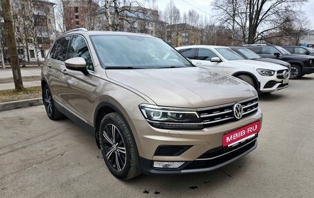 Volkswagen Tiguan II, 2017 год, 2 950 000 рублей, 7 фотография