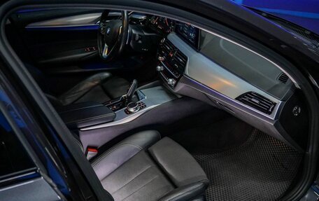 BMW 5 серия, 2019 год, 3 450 000 рублей, 13 фотография