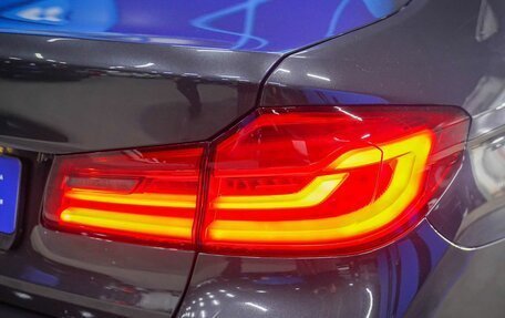 BMW 5 серия, 2019 год, 3 450 000 рублей, 21 фотография