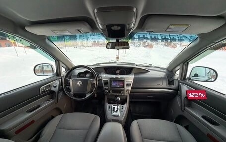 SsangYong Stavic, 2014 год, 1 380 000 рублей, 9 фотография