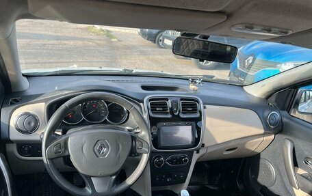 Renault Logan II, 2016 год, 785 000 рублей, 5 фотография