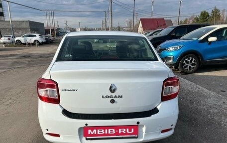 Renault Logan II, 2016 год, 785 000 рублей, 4 фотография